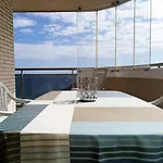 Edificio Bahia Del Sol 아파트 *