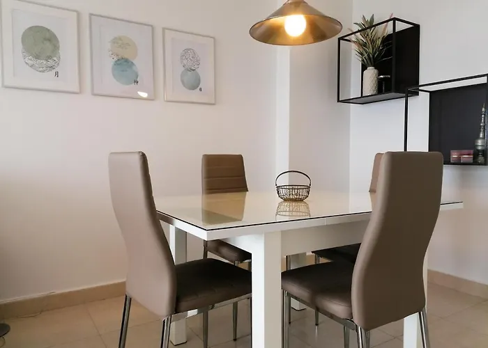 Edificio Bahia Del Sol * カルプ