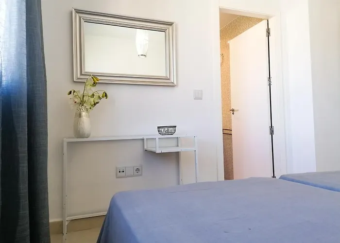 Edificio Bahia Del Sol アパート *