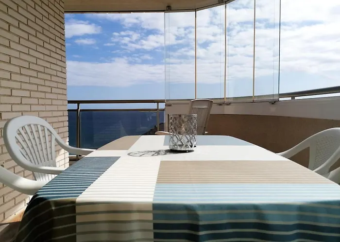 Edificio Bahia Del Sol アパート *