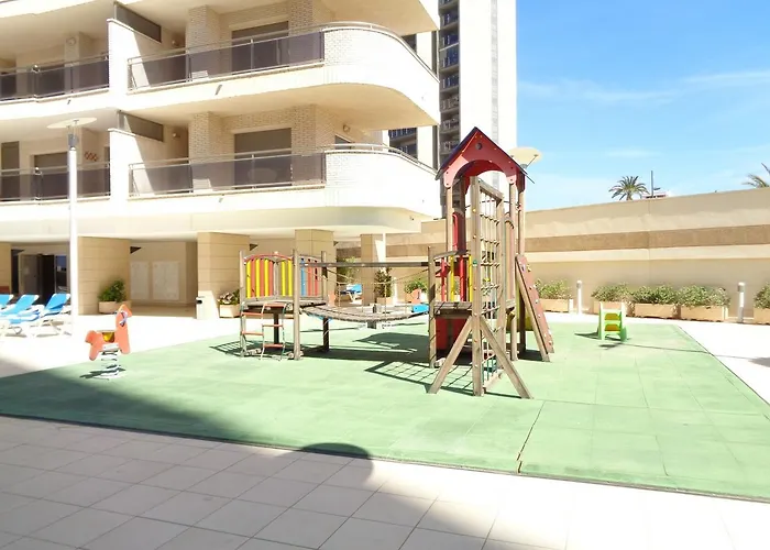 Edificio Bahia Del Sol * カルプ